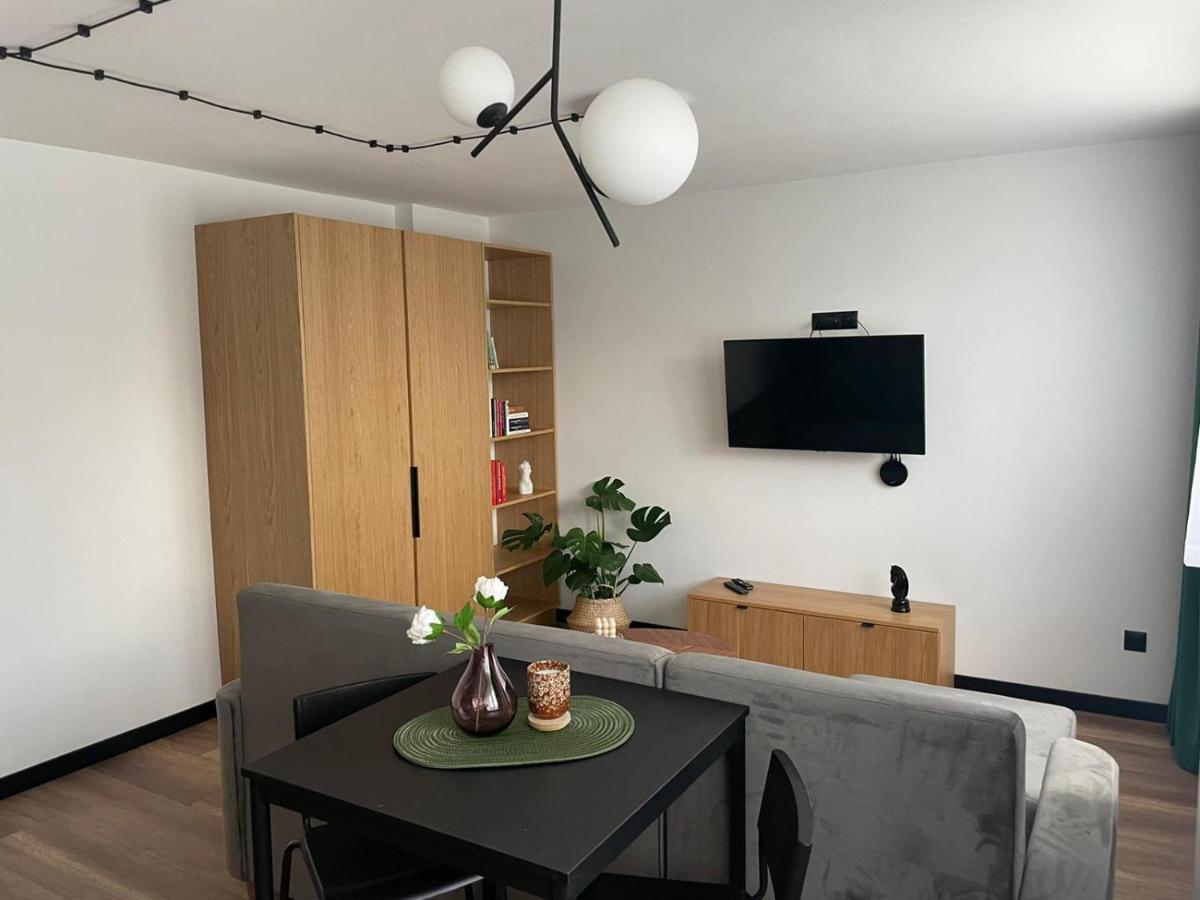 Apartament Nadrzeczna 14